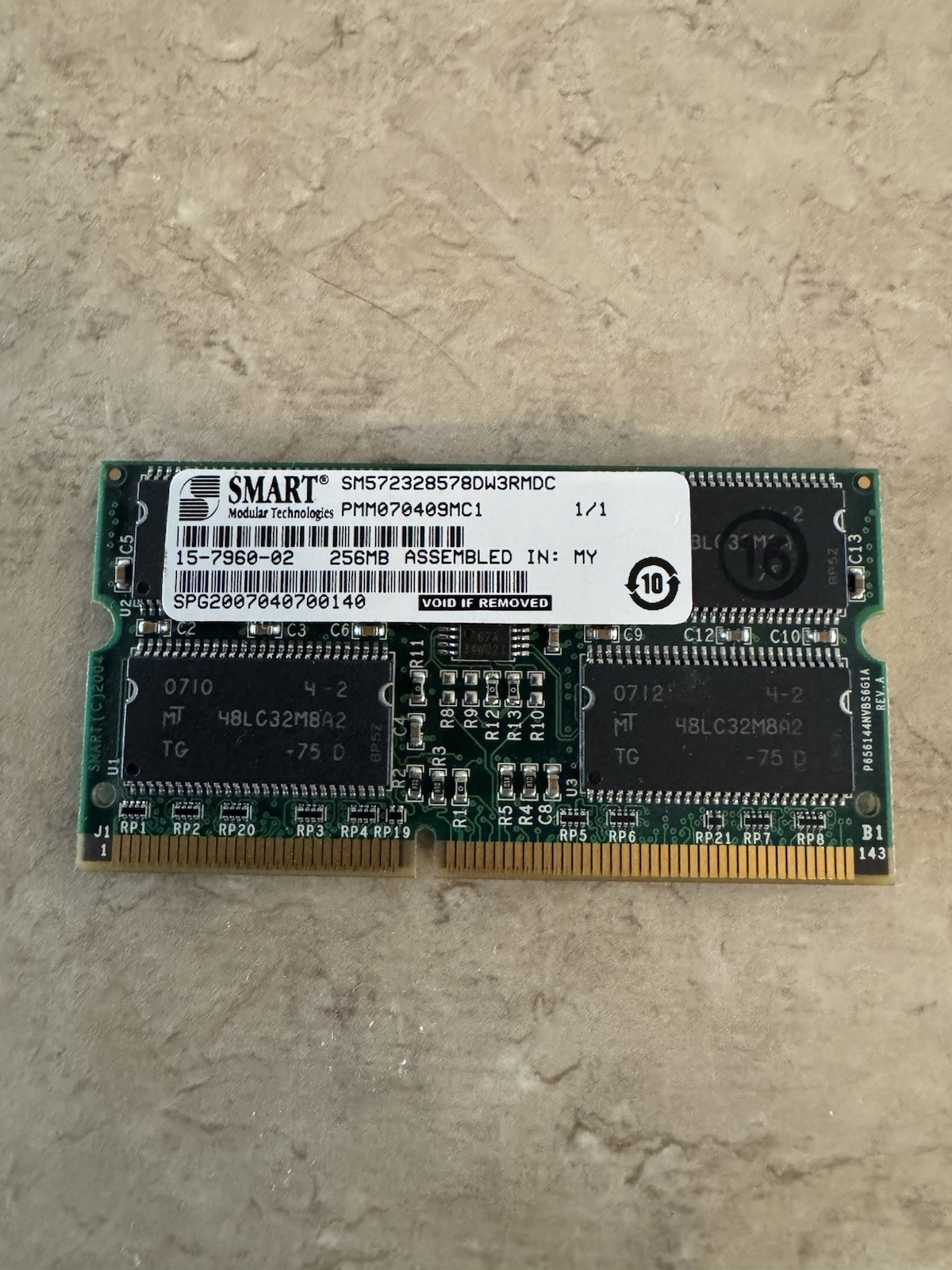 SMART Modular 256MB ECC 144-Pin SDRAM SoDimm Memory Module(SM572328578DW3RMDC)