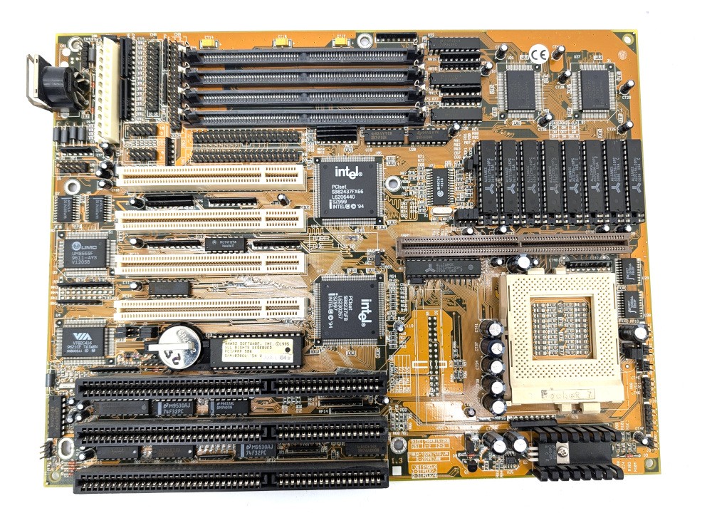 FIC PT-2003 Motherboard Socket Socket 7 ISA Motherboard Retro Intel Cip Set PCI