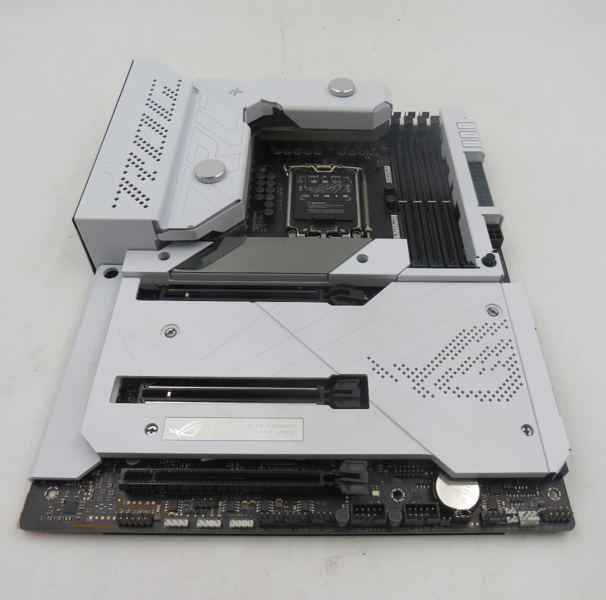 ASUS ROG Maximus Z690 Formula LGA 1700 Intel Motherboard FOR PARTS / UNTESTED