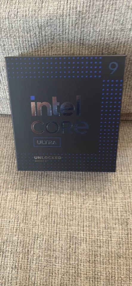 Intel Core Ultra 9 (Series 2) 285K Processor 24-Core 3.7GHz LGA1851 125W CPU