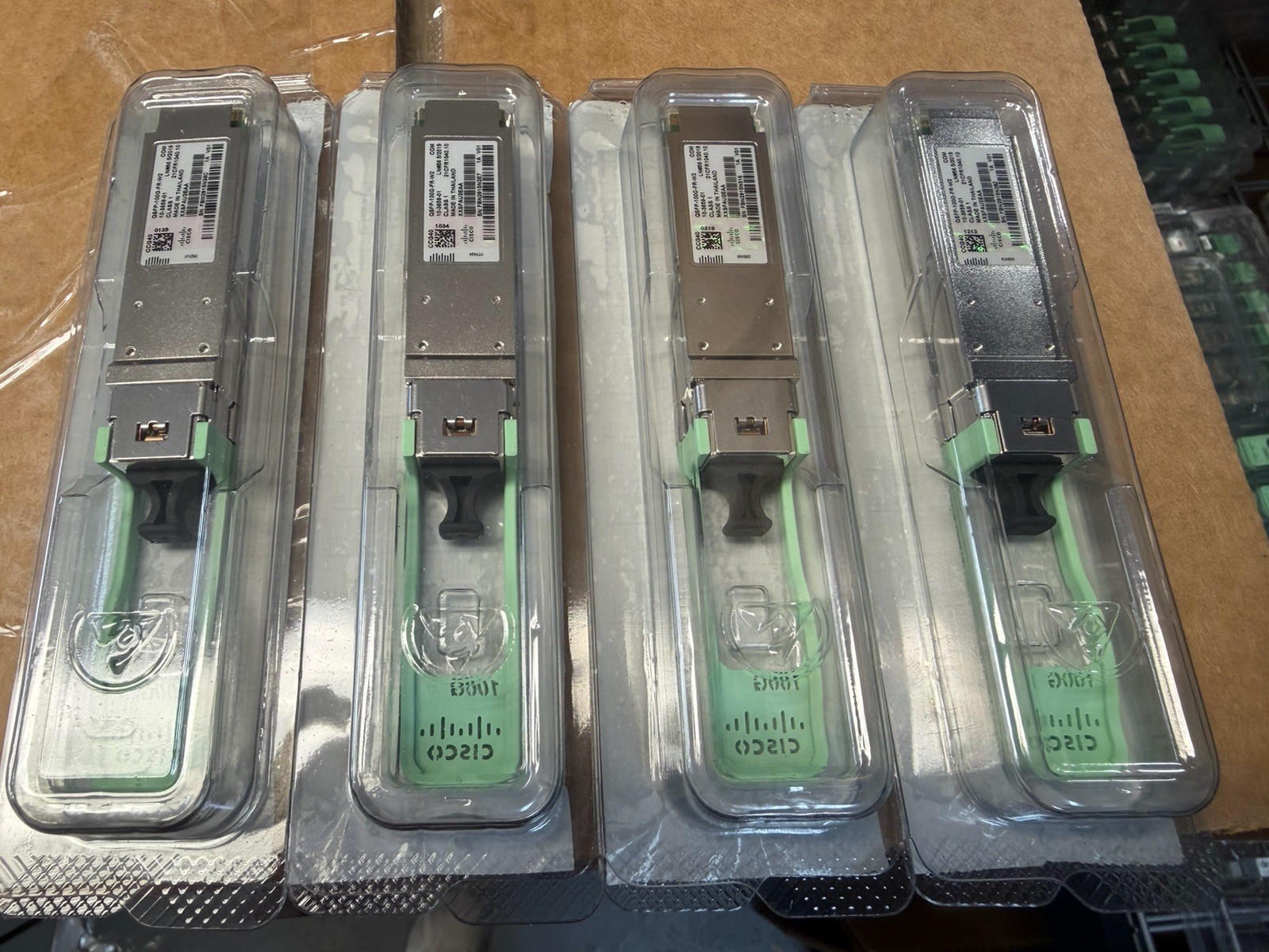 Qty 4 New Cisco QSFP-100G-FR-W2 10-3659-01 Module Hologram Brand New 4 Pack