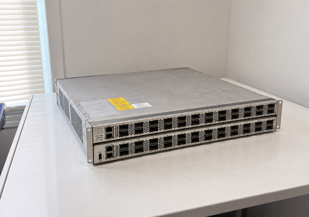 Cisco NCS-5502 Router 4x NC55-2KW-DCFW PSU 3x NC55-2RU-FAN-FW Fans