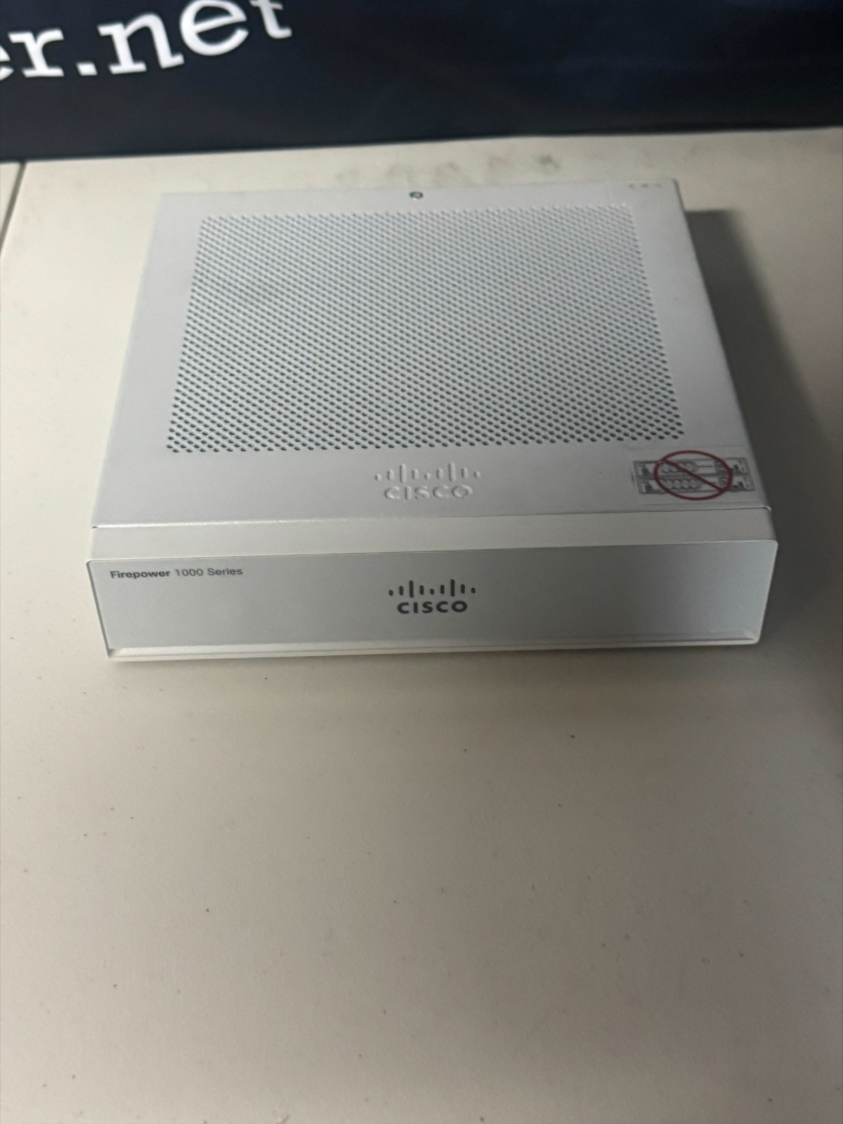 Cisco FPR-1010 V01 FirePower 1000 Series Network Security Firewall.