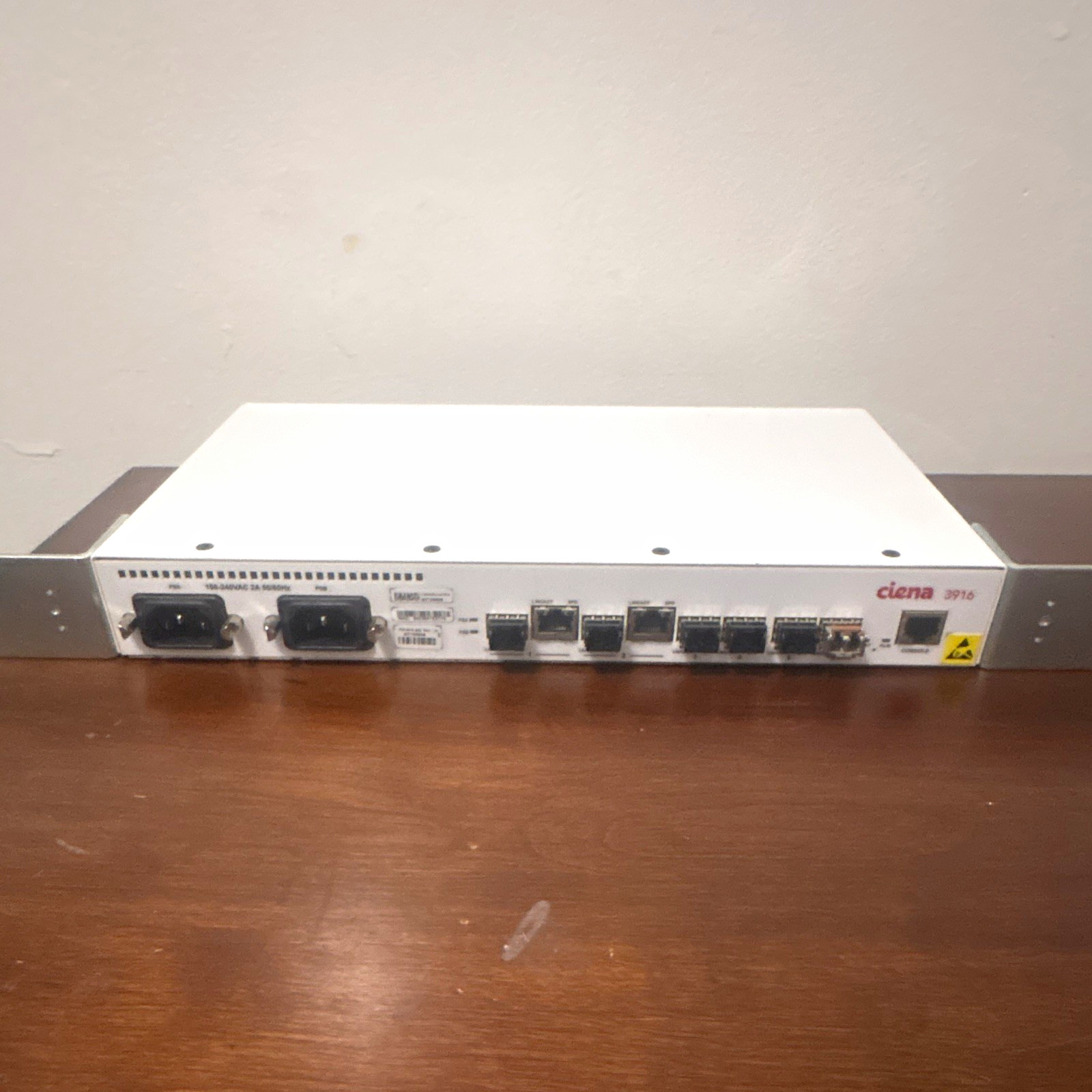 Ciena 3916 1U Rackmount Enterprise Router 6x RJ-45 1Gbps RS-232 MPN