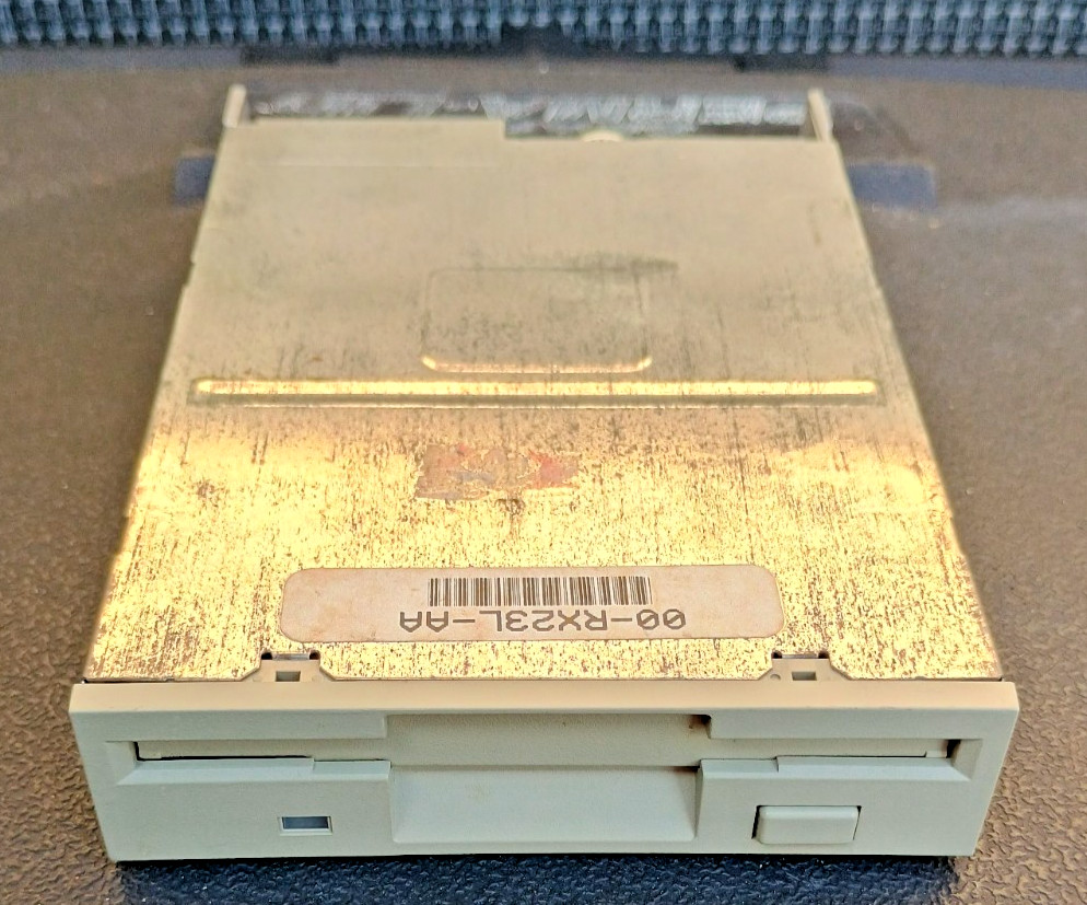 Teac FD-235HF 3.5"  Floppy Disk Drive - Tested Working - Warranty