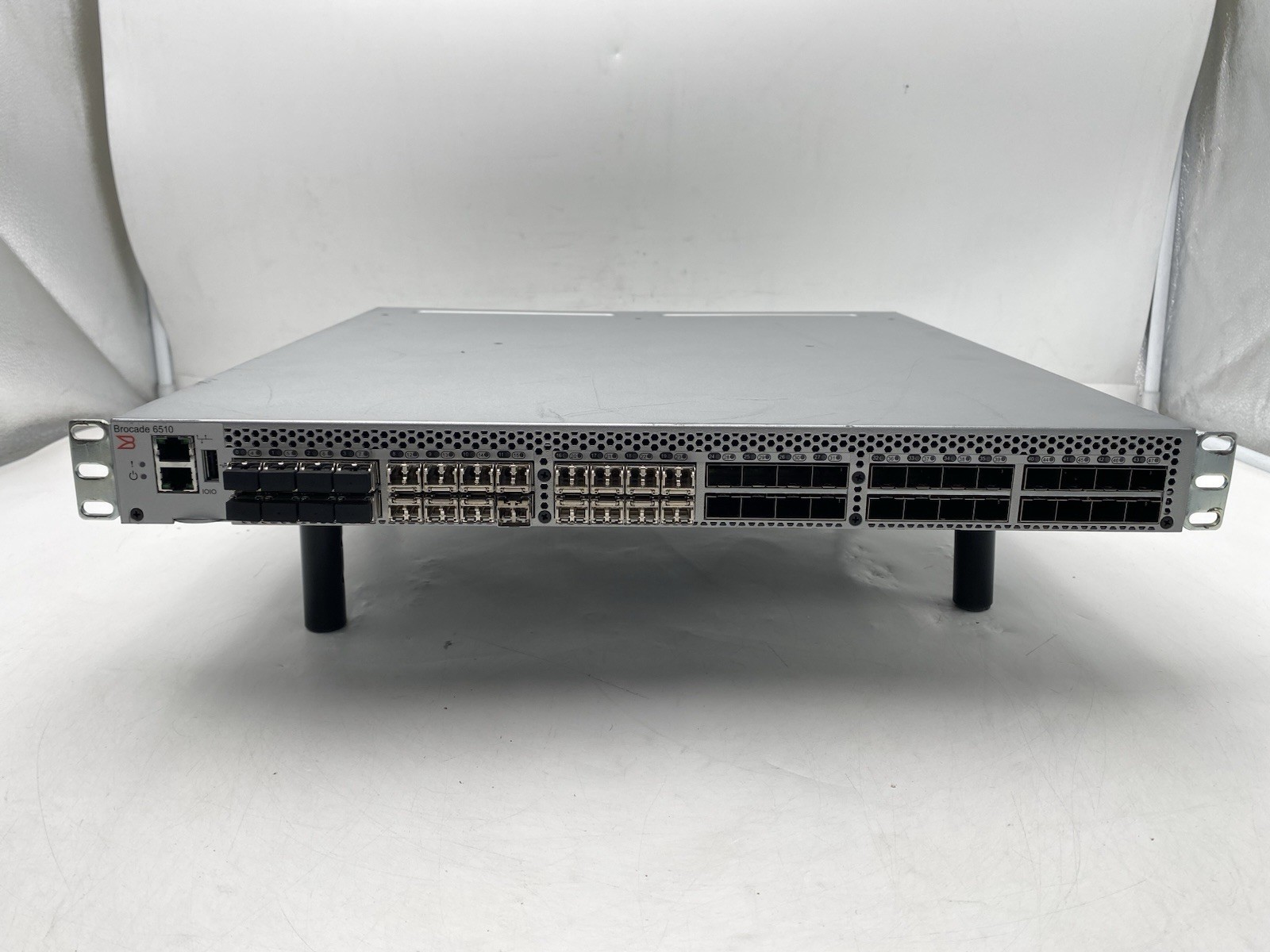 Brocade BR-6510-24-8G-R 48-Port 8Gb Fibre Switch w/ 24x Brocade SFPs