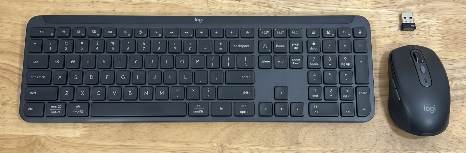 Logitech Signature Slim Combo MK950 Wireless Keyboard M750 Mouse Logi Bolt