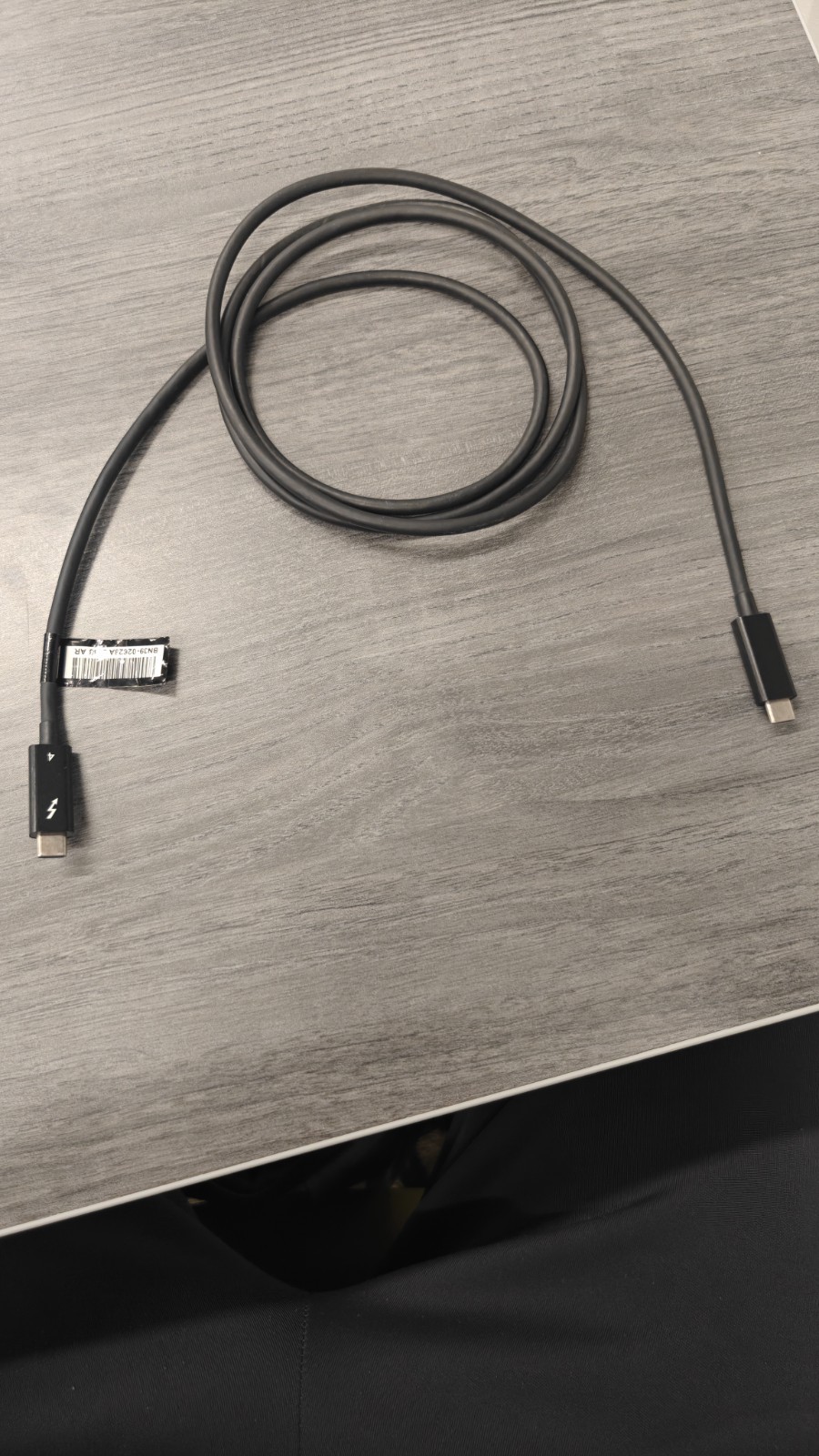 Original Official Samsung USB C Thunderbolt 4 Cable BN39-02628A