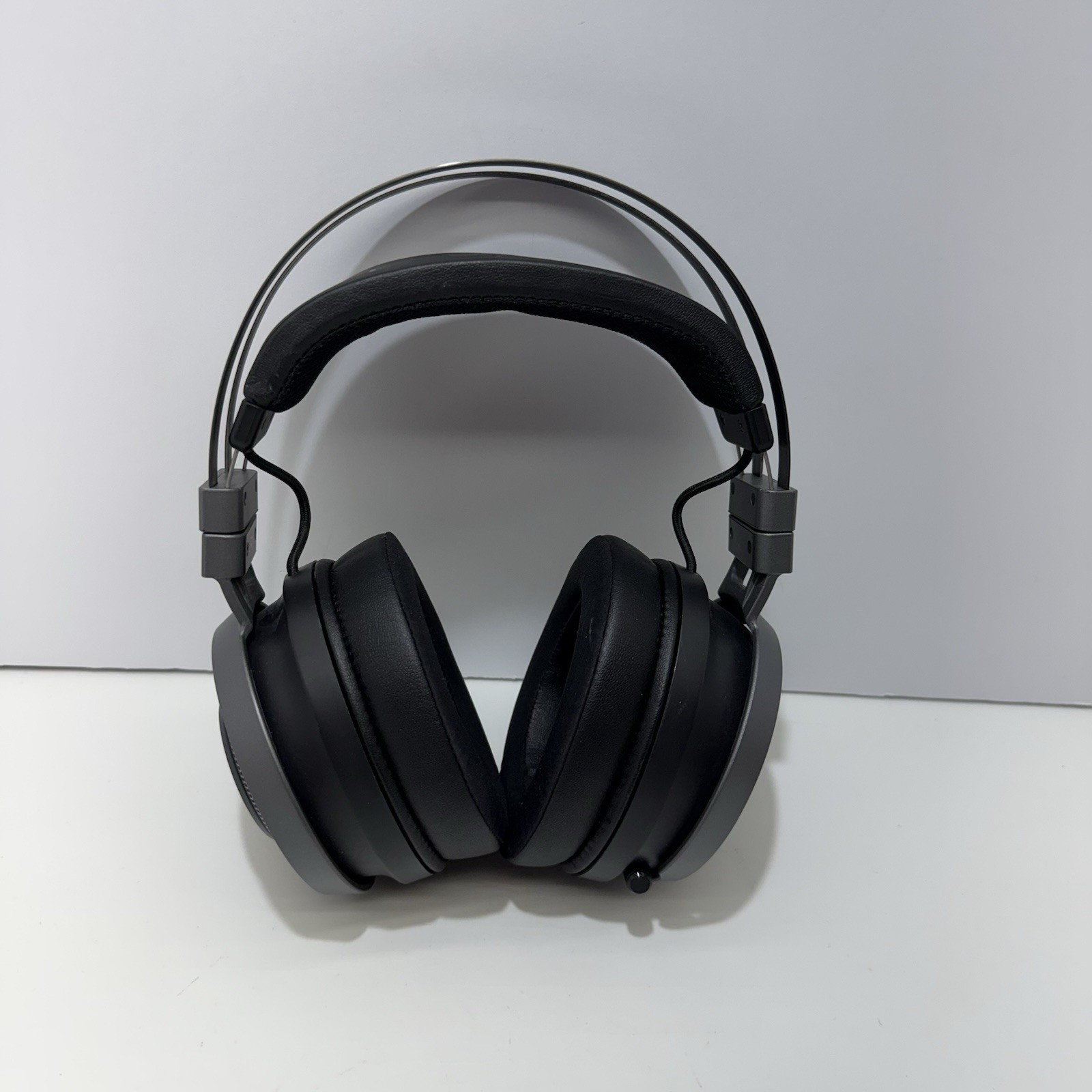 Razer Nari Essential Wireless Gaming Headset THX 2.4GHz Black No Dongle