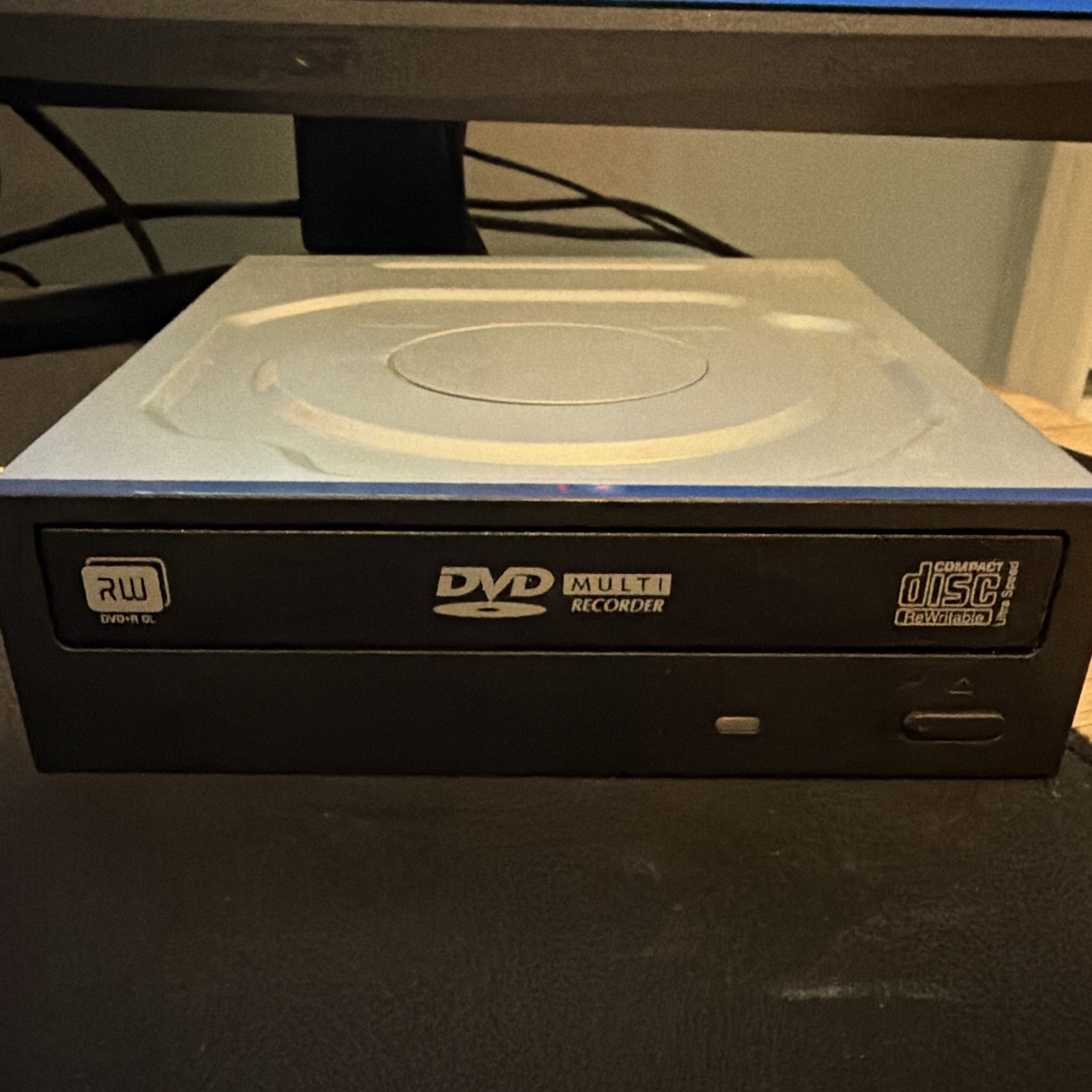 Lite-On DH-16ABSH11B SATA 5.25" Internal DVD/CD-RW Drive 16x Silver