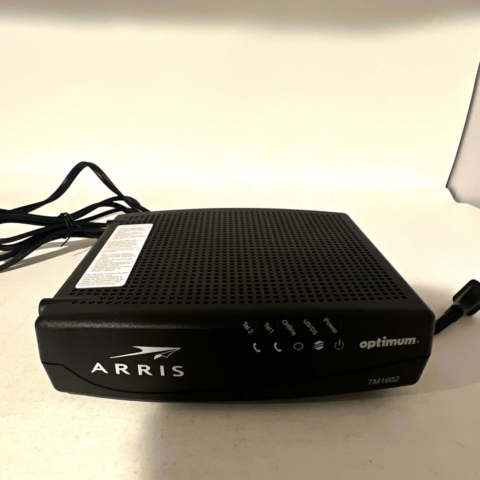 ARRIS TM1602 Optimum DOCSIS 3.0 Cable Modem VoIP 686Mbps 2x Gigabit