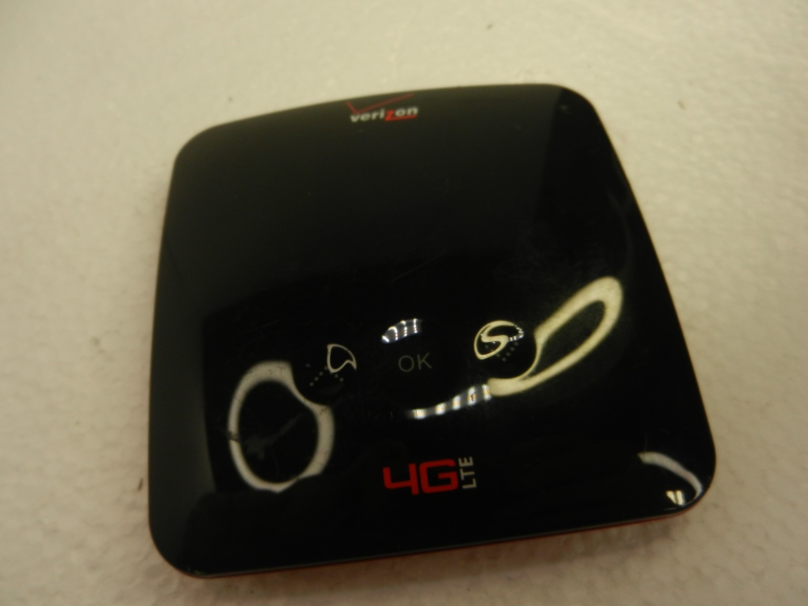Verizon 4G LTE 890L  Jetpack Mobile Hotspot Wireless Wi-Fi Modem  NO BATTERY