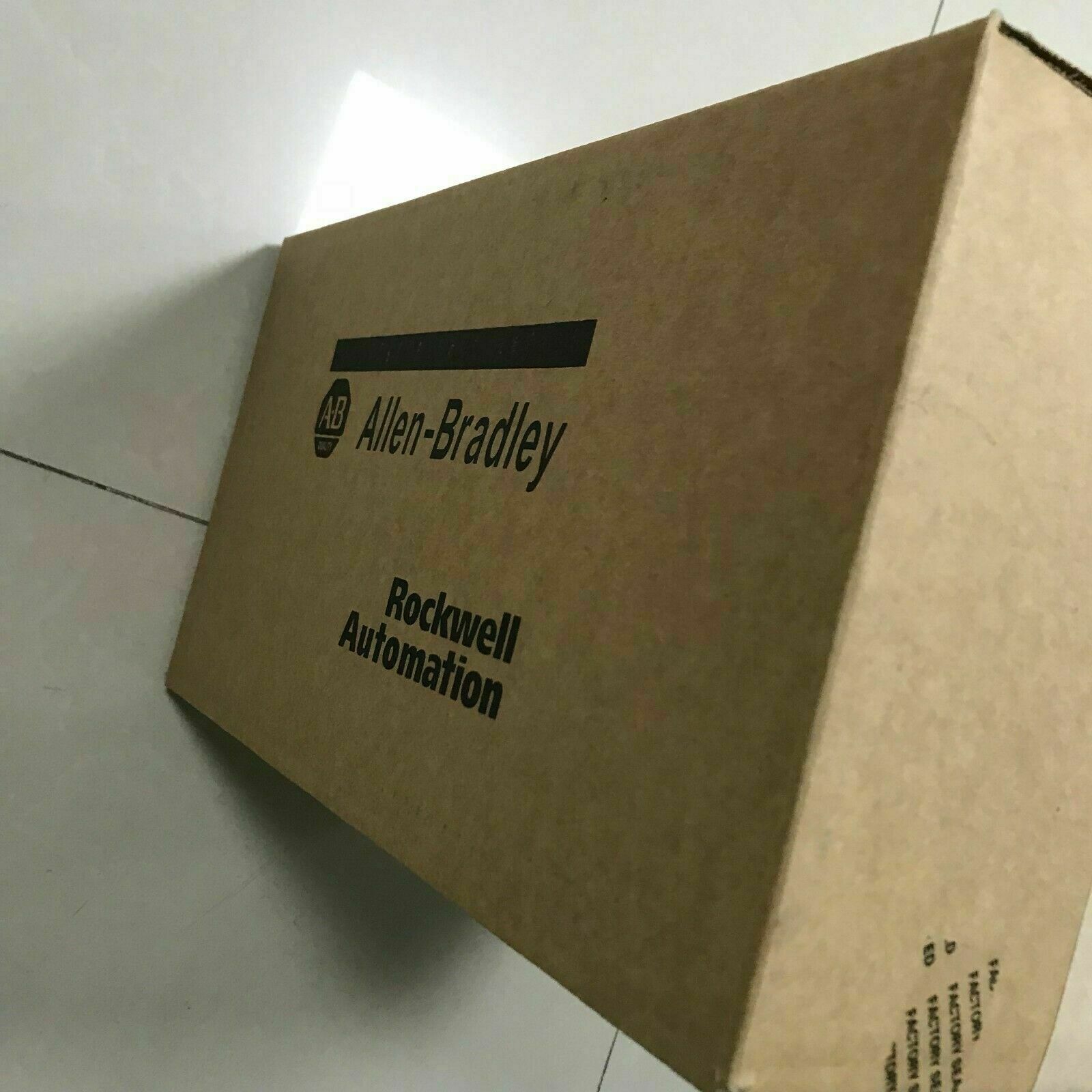2711P-T15C4D6 2711PT15C4D6 NEW In Box 1PCS Free Expedited Ship
