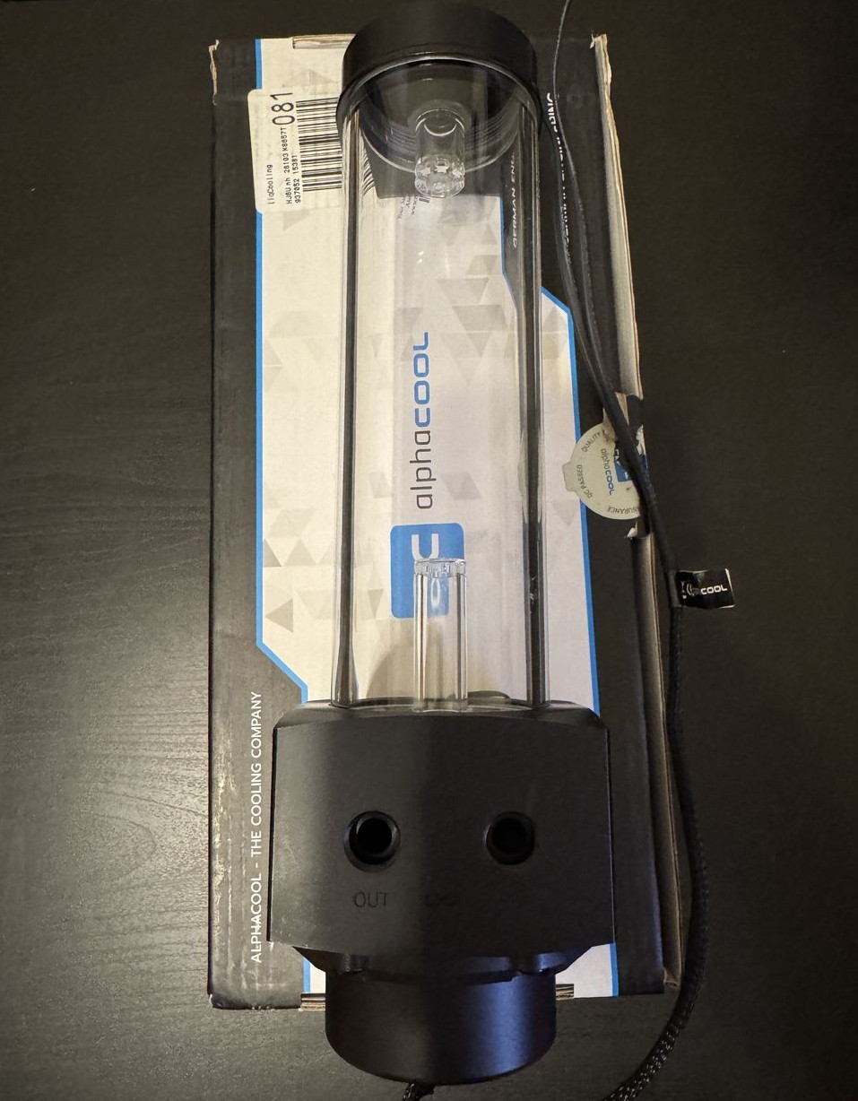 Alphacool Core 200 Aurora Reservoir w/ VPP Apex PWM Pump 15381 D5 aRGB 400ml