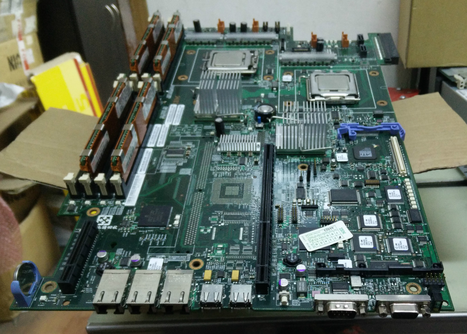 IBM x3550 39Y6970 System Board w/2x SL96C 5050 3GHz Dual-Core CPU & 8GB Memory