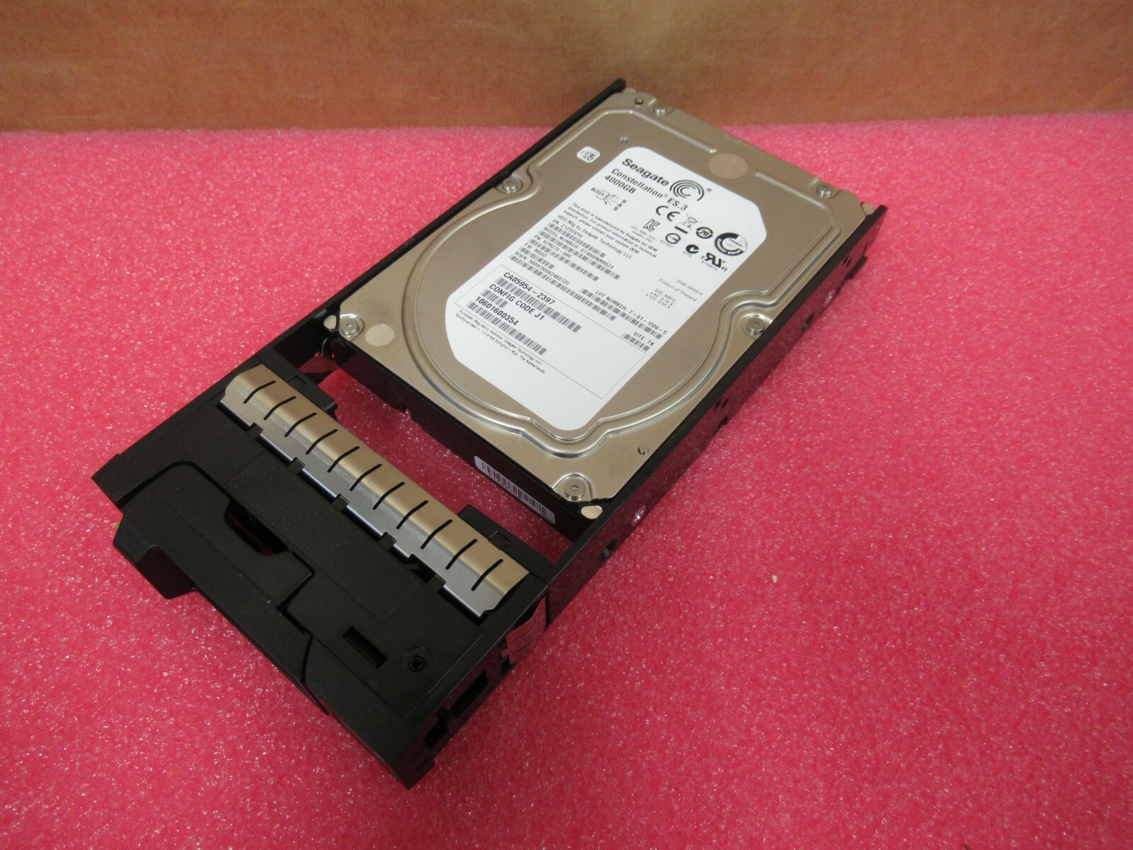 Fujitsu SAS HDD Festplatte 4TB 7,2k SAS 6G LFF ETERNUS DX80 90 S2  CA07339-E064