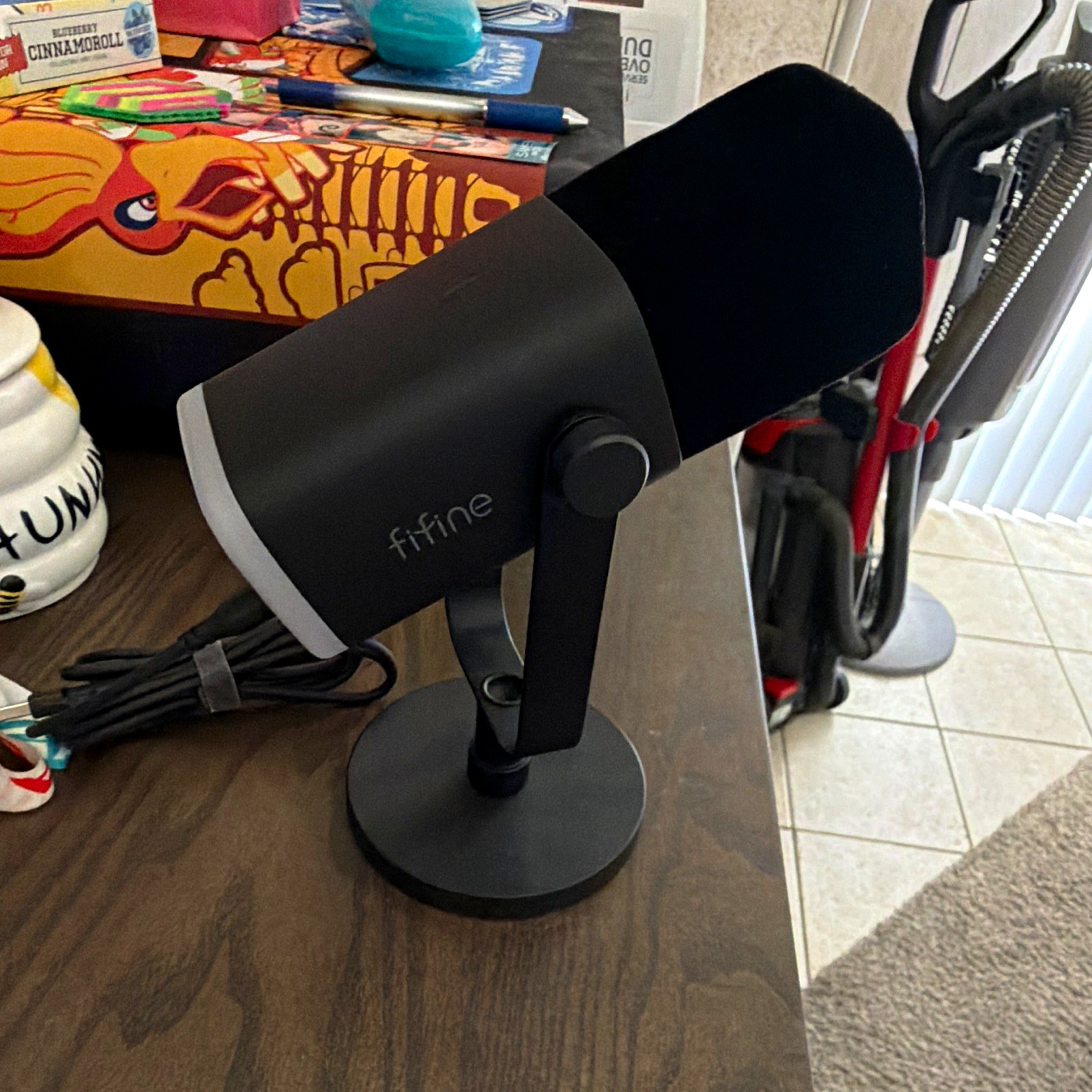 Fifine AM8 USB-C Desktop Microphone, Cardioid, Freestanding Stand, Black/Gray