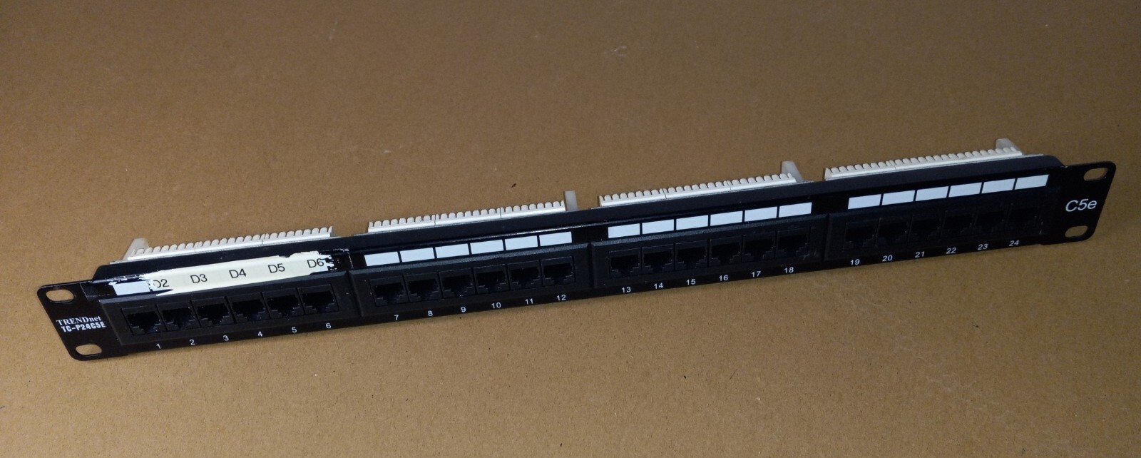 TRENDnet TC-P24C5E Patch Panel 24 Ports *READ DESCRIPTION*