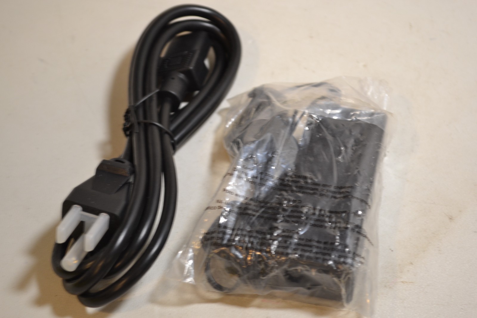 Polycom Switching Power Adapter Model: FSP025-DINANS