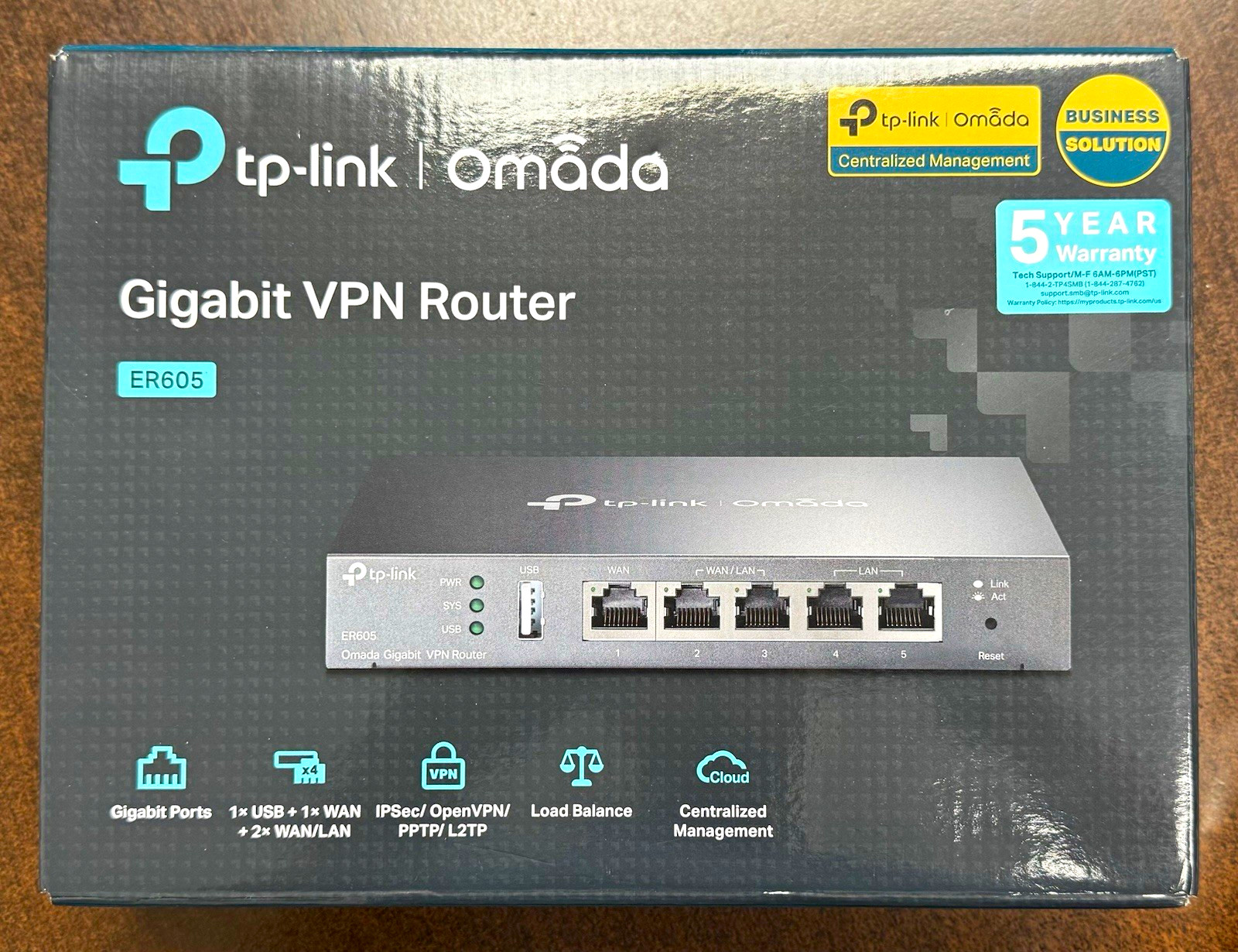 TP-LINK Omada ER605 Gigabit VPN Router, 3 LAN/3 WAN, 10/100/1000 Mbps