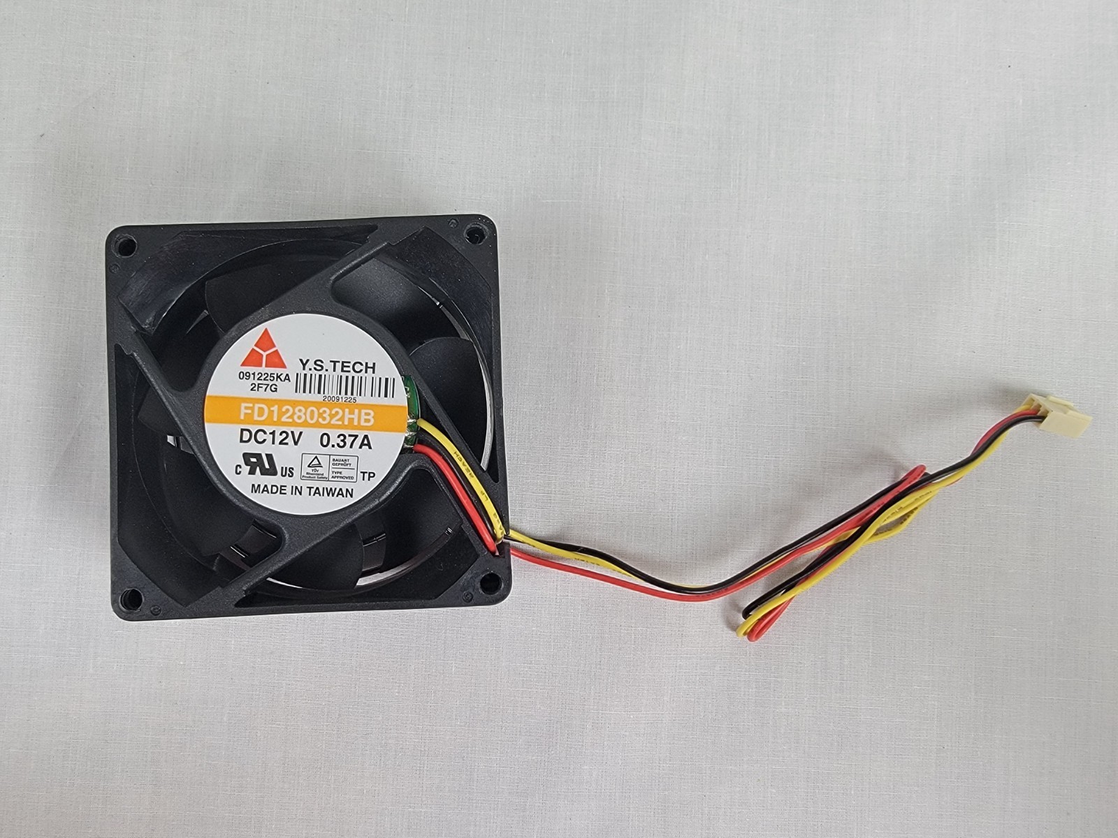 Y.S Tech Computer Fan Model#FD128032HB- 8 pack