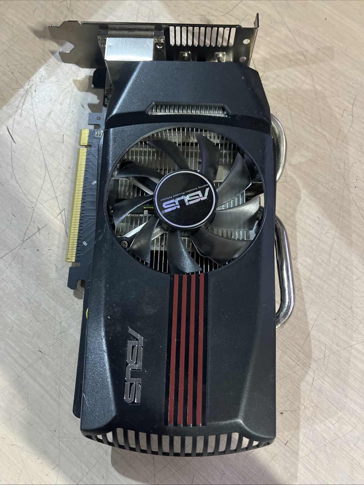 ASUS RADEON HD 8760 GRAPHIC CARD