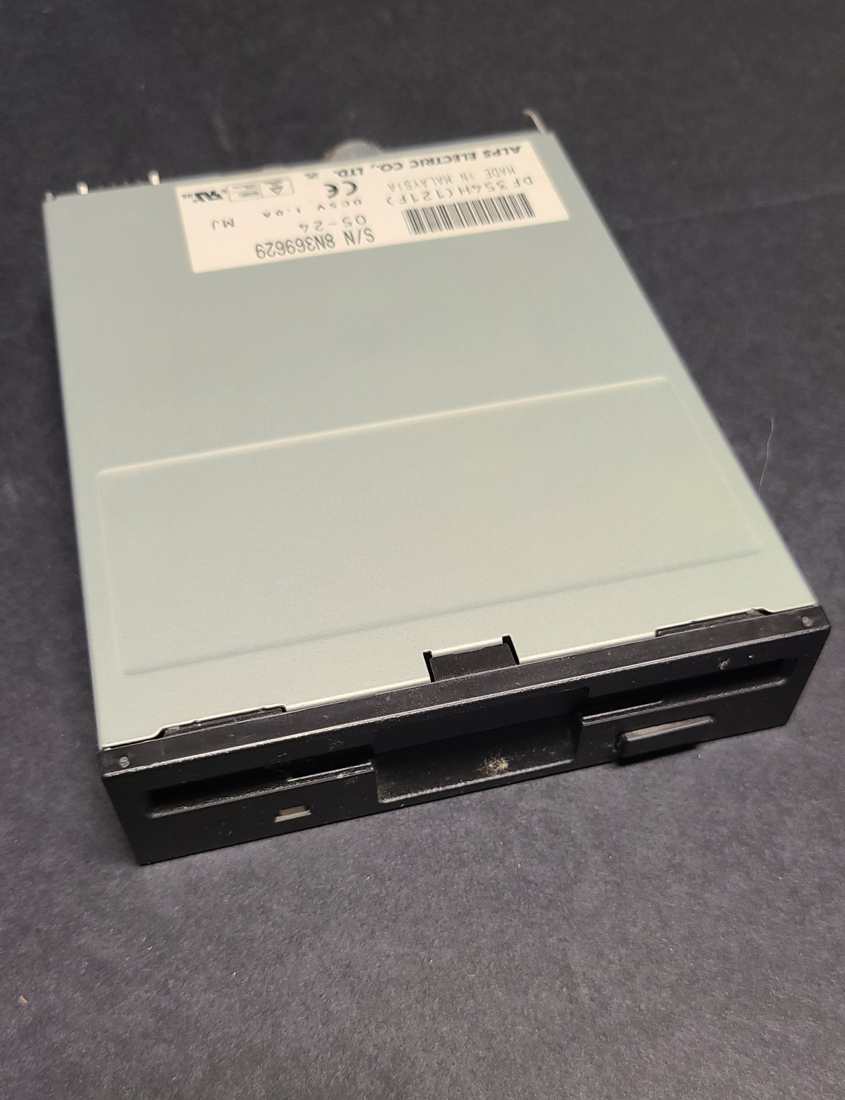 Alps Electric Co DF354H 3.5 Inch Floppy Disk Drive Internal UNTESTED