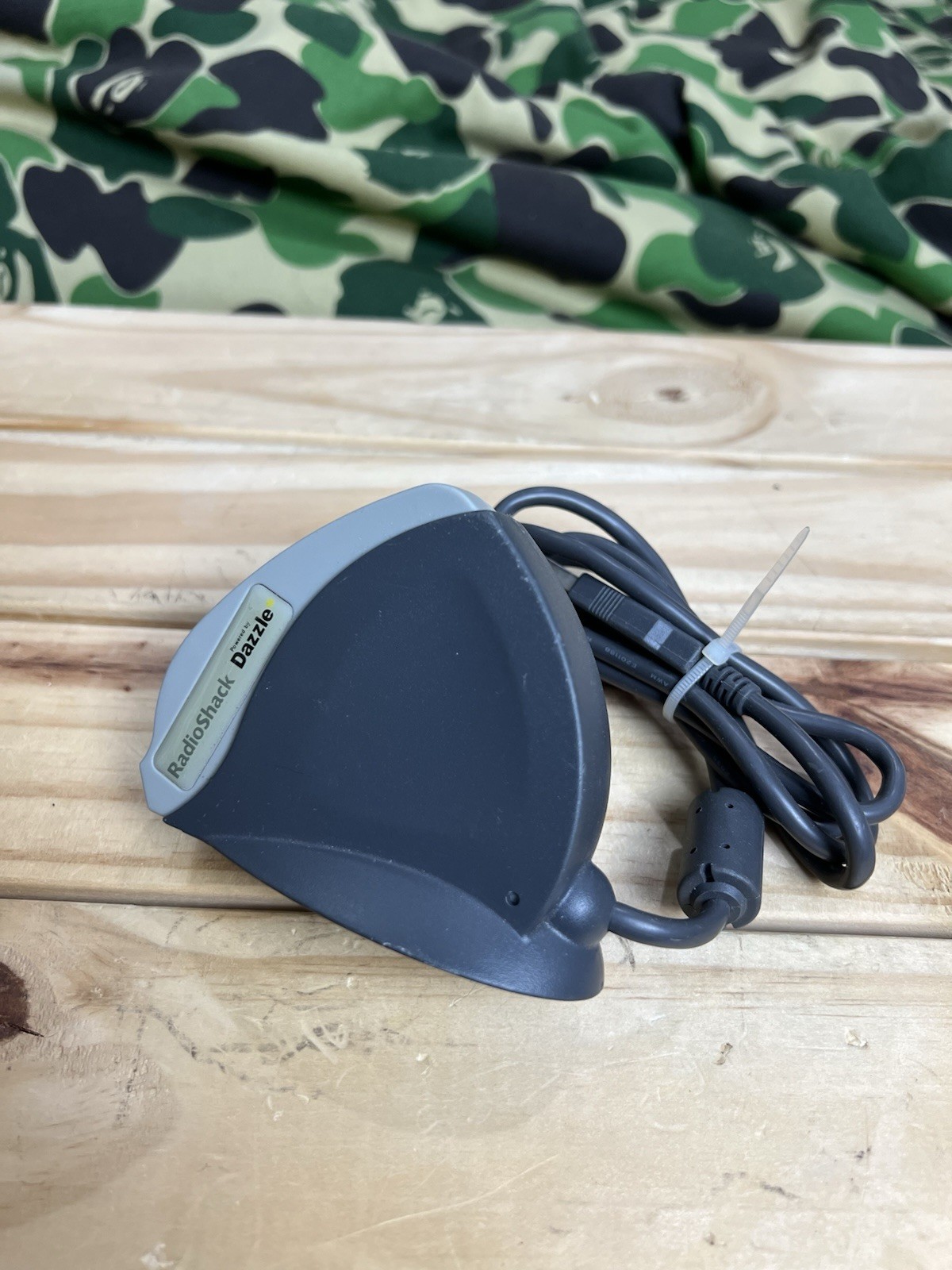 RadioShack Dazzle Hi-Speed Memory Card Reader/Writer  Cat. # 16-3852