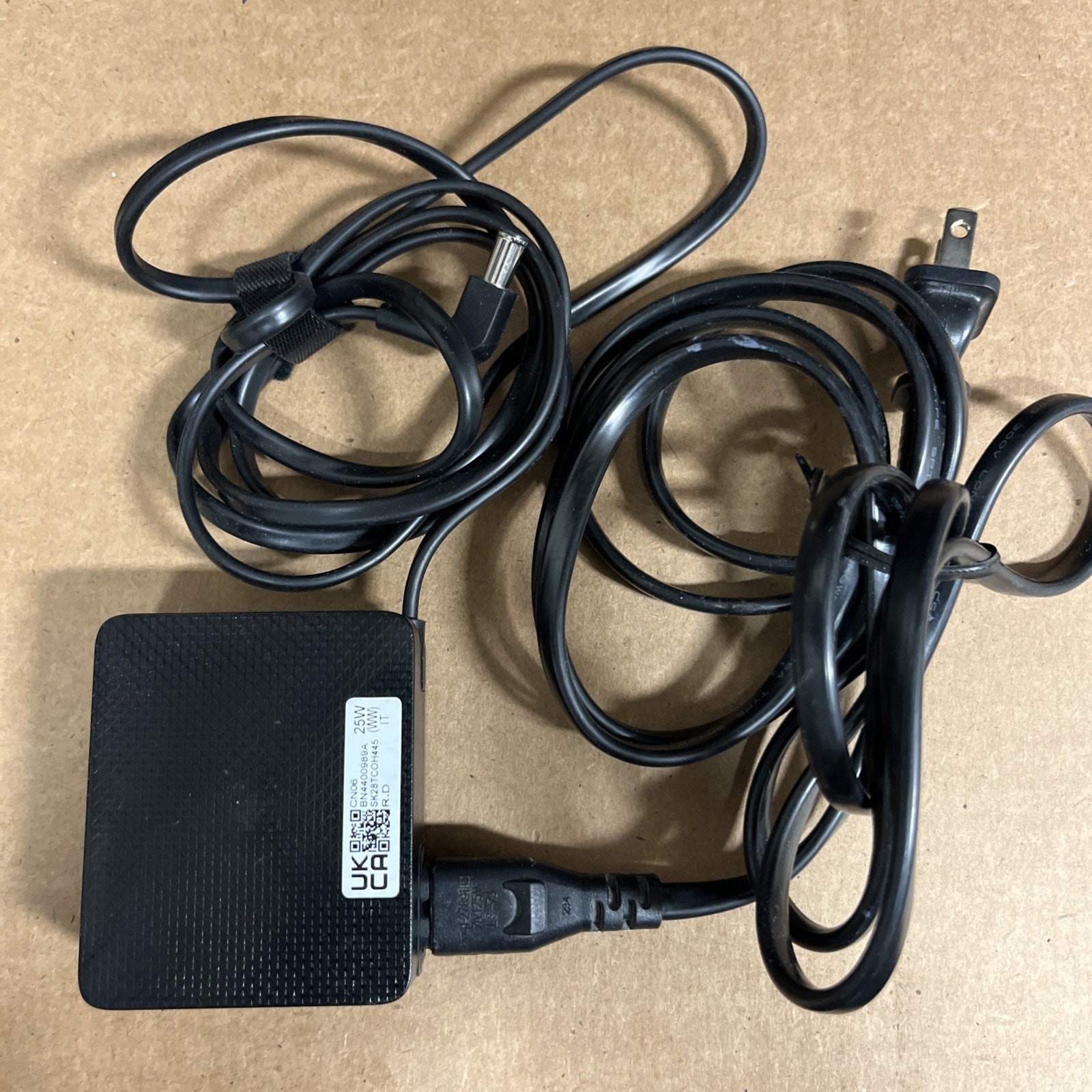 Samsung Monitor Power Cord 25W BN44-00989A A2514 RPN 14V 1.79A AC Adaptor