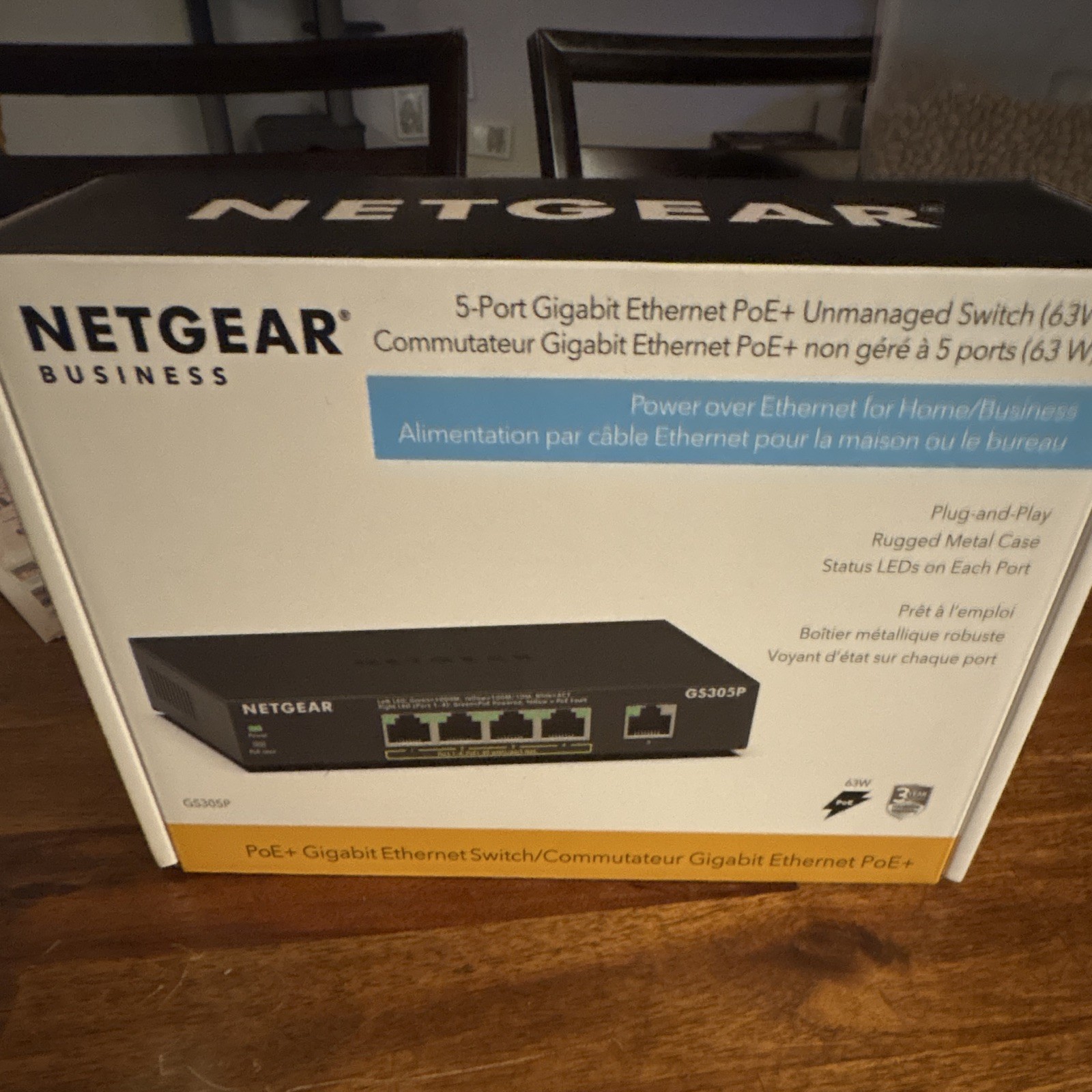 NETGEAR GS305P 5-Port Gigabit PoE+ Unmanaged Ethernet Switch 63W