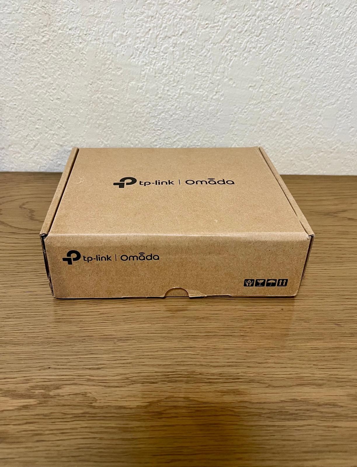 **SHIP FAST** TP-Link Omada MC200CM Gigabit Multi-Mode Media Converter