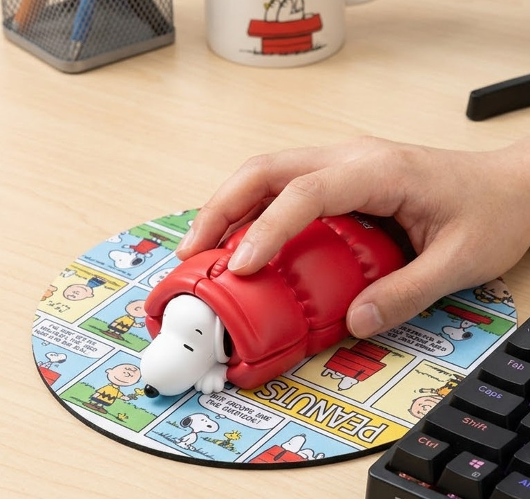 Official Peanuts Snoopy Figure Bluetooth 2.4G Dual Wireless Mouse Red - New