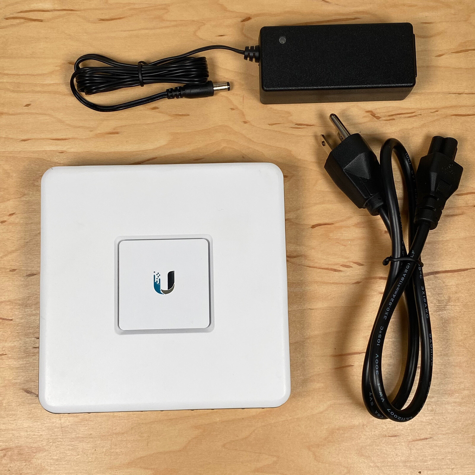 Ubiquiti Networks UniFi Security Gateway 1000Mbps Gigabit (USG)