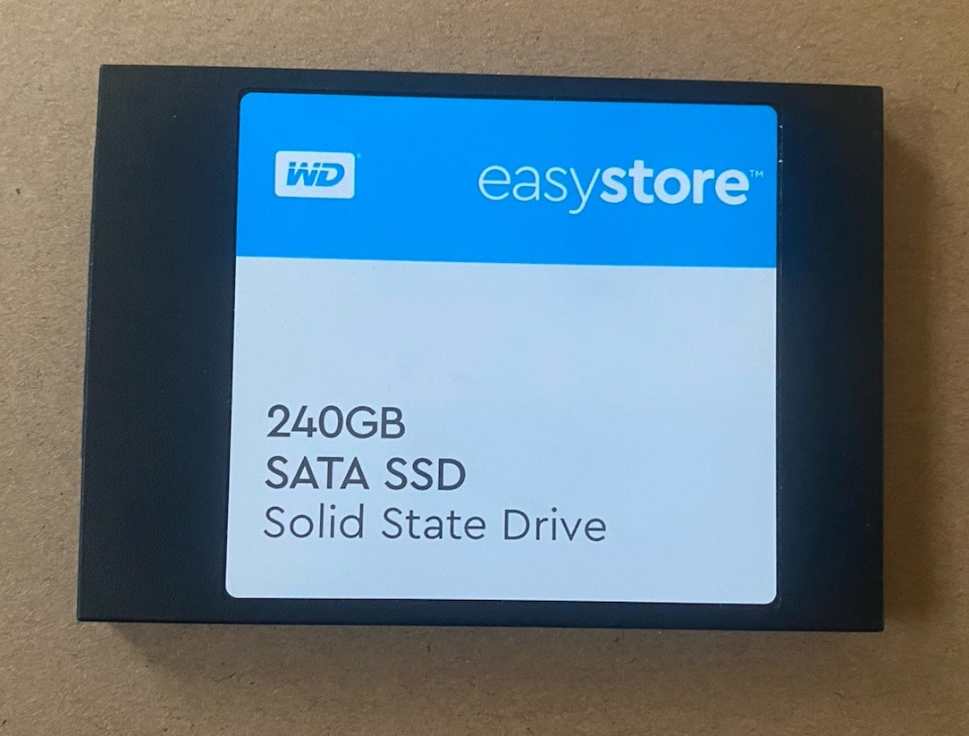 WD 240GB Sata SSD 2.5” WD Easy Store