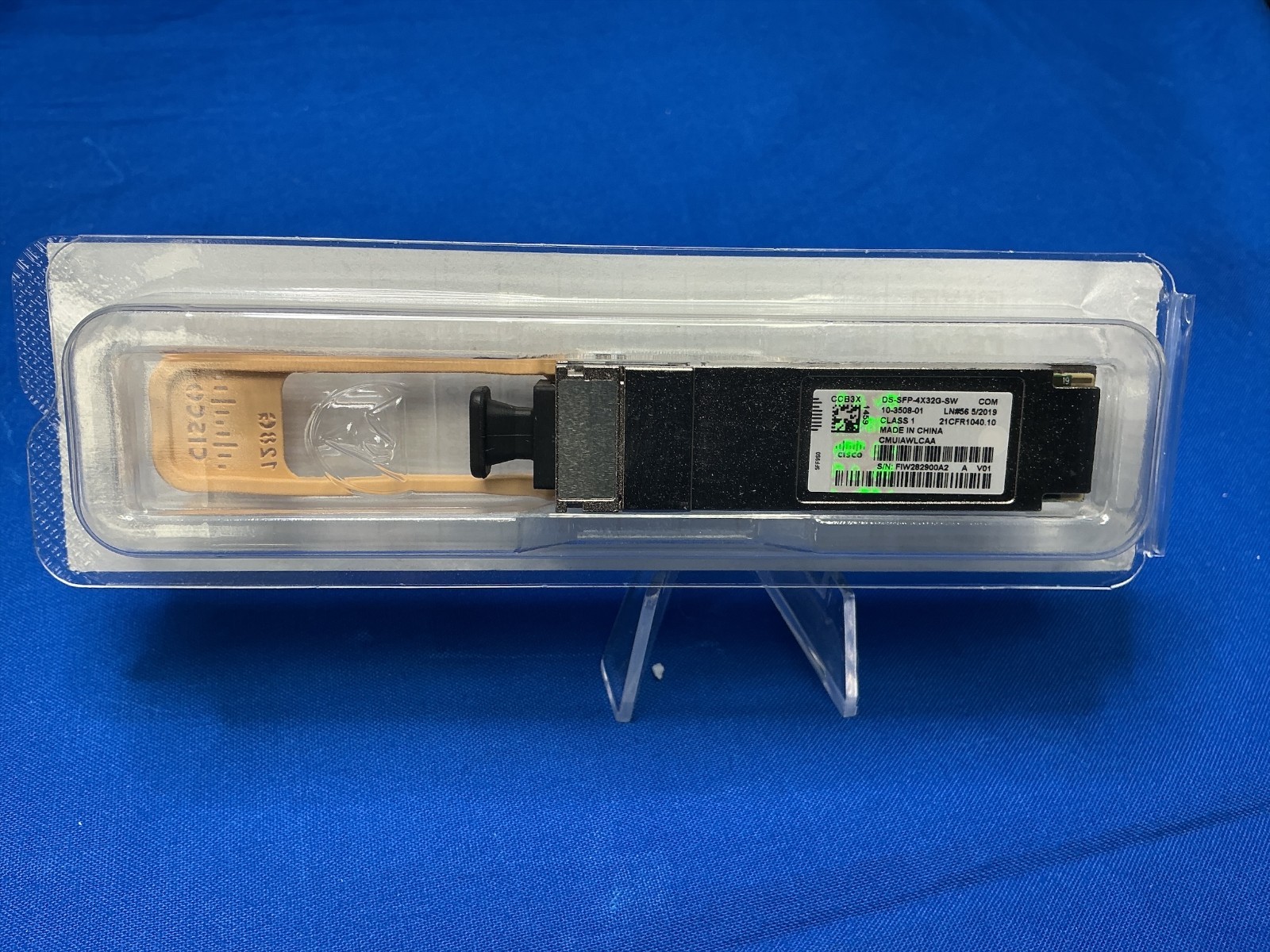 NEW DS-SFP-4X32G-SW Cisco 128Gb/s 4 x 32Gbase-SW Multi-Mode Fibre 850nm QSFP
