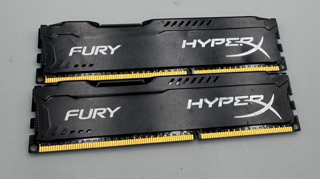 Lot Of 2 Hyper X Fury 8GB 2x4GB PC3 DDR3 3000R MHz Desktop Memory Module Black B