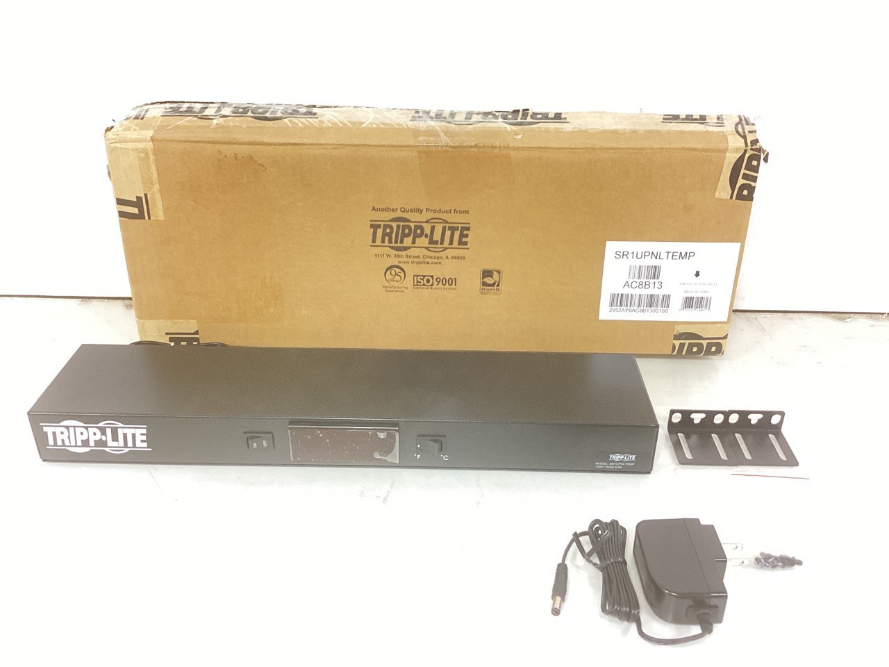Tripp Lite SmartRack 1U Digital Temperature Sensor LCD Panel - SR1UPNLTEMP