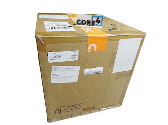 HP R7T04A ARUBA NETWORKING AP-585 (US) DUAL RADIO 4X4 802.11AX *NOB*