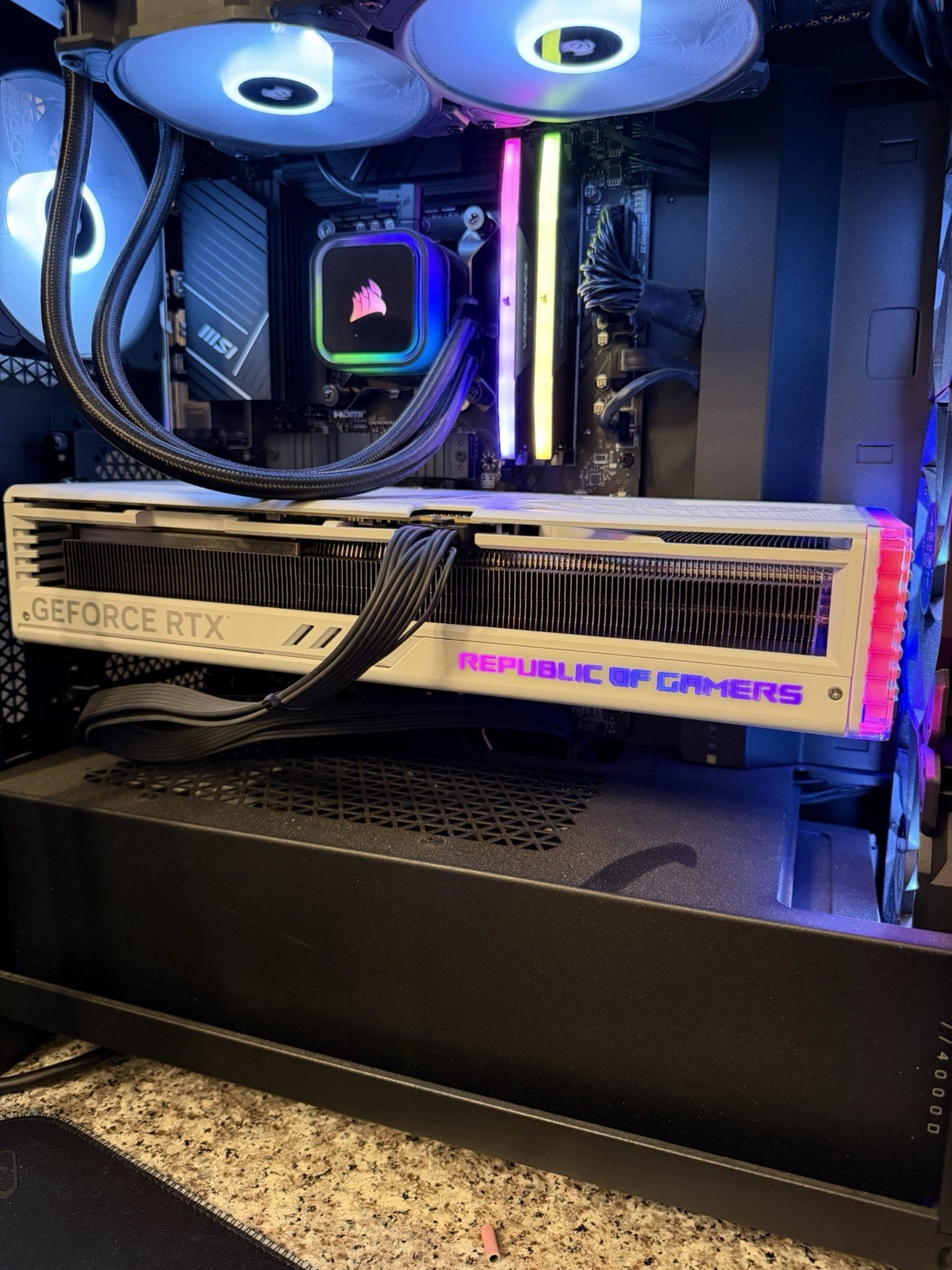 ASUS ROG Strix GeForce RTX 4080 OC16GB GDDR6X RGB White DLSS 3
