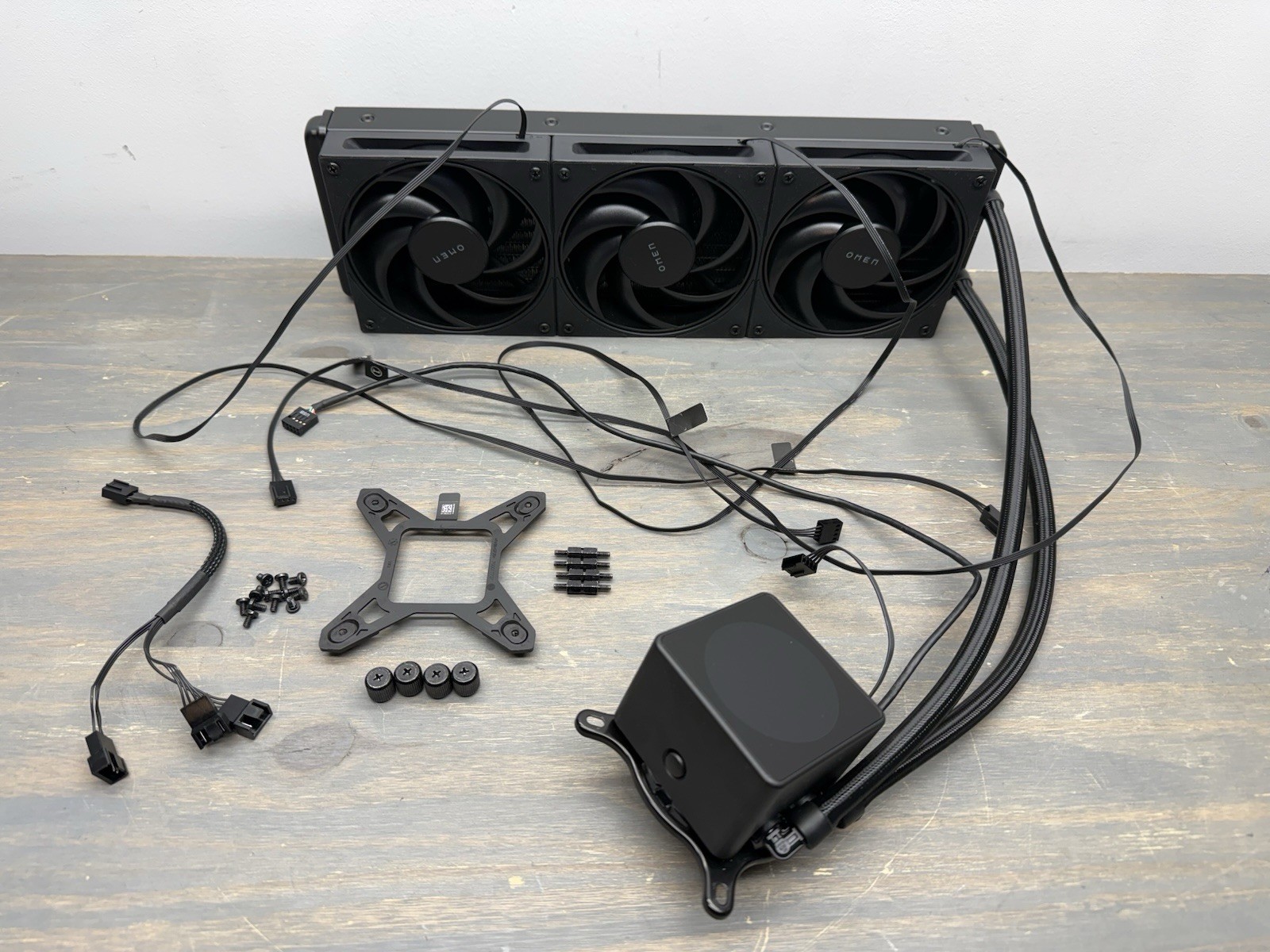 HP OMEN 45L Intel Desktop Liquid CPU Cooler System 360mm AIO aRGB LCD Cap