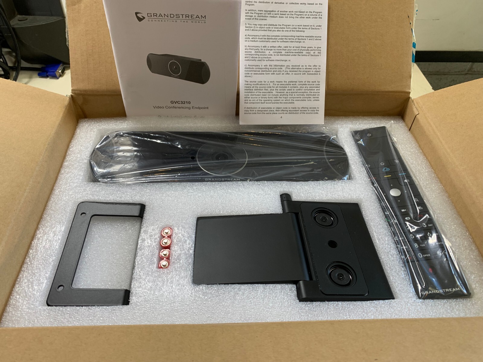 GRANDSTREAM GVC3210 ANDROID BASED 4K FULL HD VIDEO CONFERENCING SYSTEM