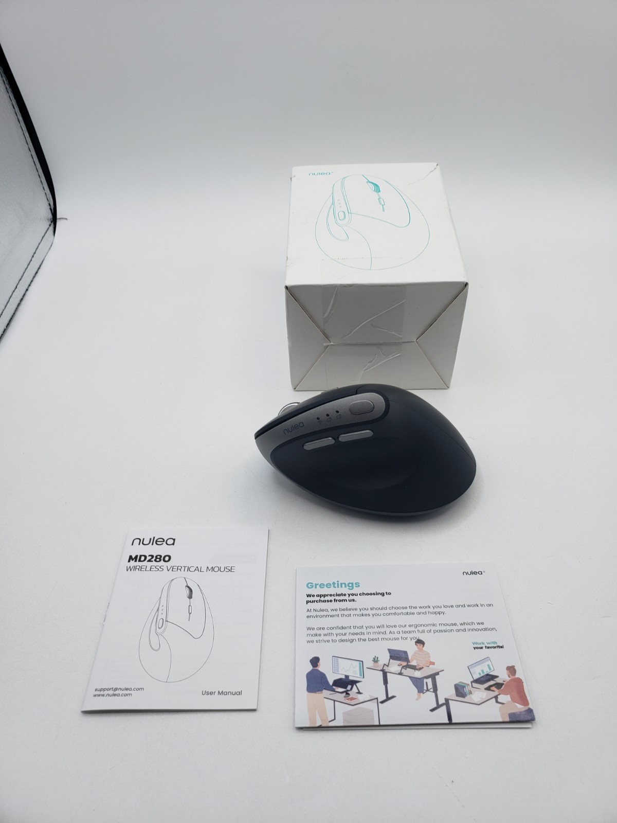 Nulea MD280 Ergonomic Vertical Mouse Wireless Bluetooth Rechargeable