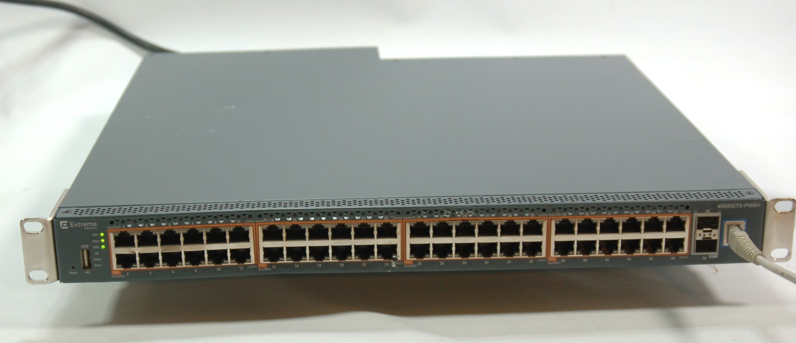 Extreme Networks 48 Port Ethernet Switch 4950GTS-PWR+ 2X Power POE+ Tested/Reset