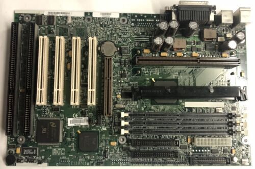 Gateway 4000206 Socket Slot 1  4 PCI 2 ISA  AT Motherboard AA 681534-307