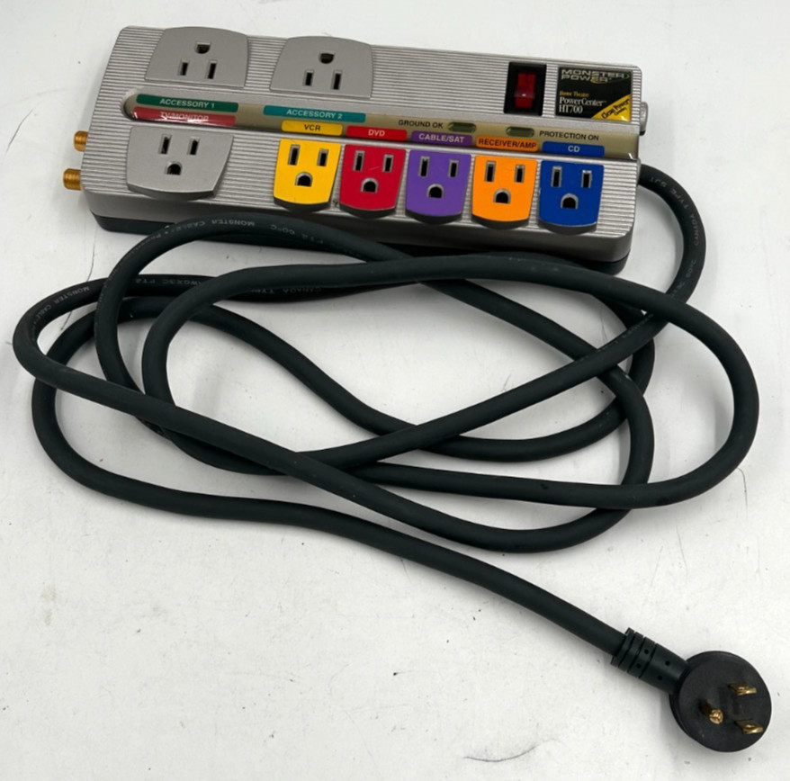 Monster Power Strip HT700 Home Theatre PowerCenter Surge Protector