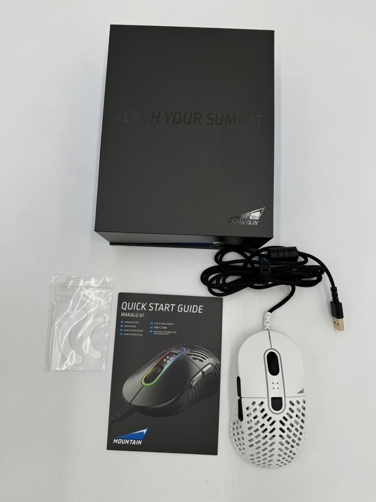 Mountain Makalu 67 Gaming Mouse White RGB Lightweight 19000 DPI PixArt PAW3370