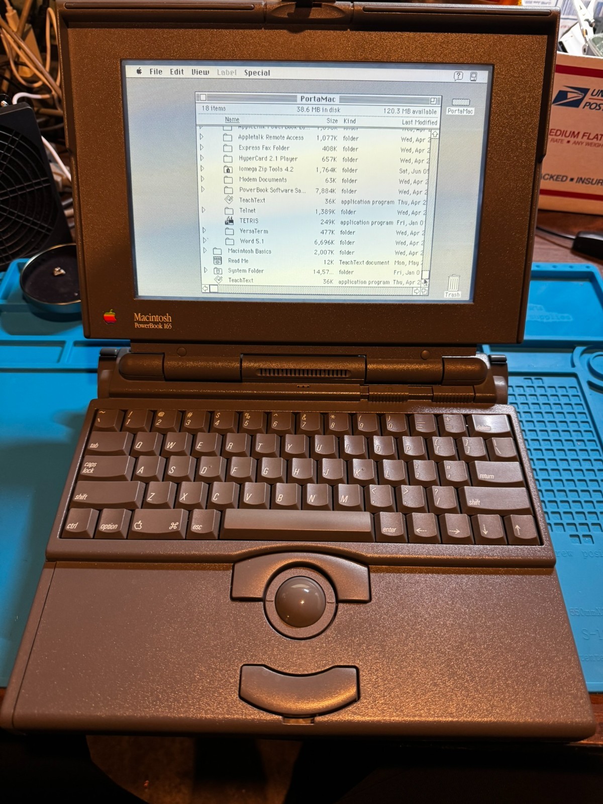 Apple Macintosh PowerBook 165 - Working & Clean