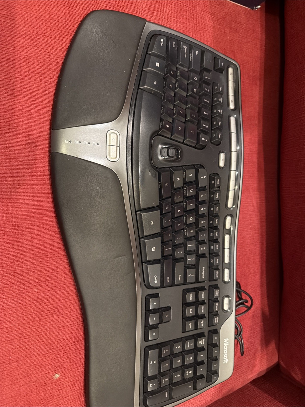 Microsoft Natural Ergonomic Curved Keyboard 4000 v1.0 KU-0462