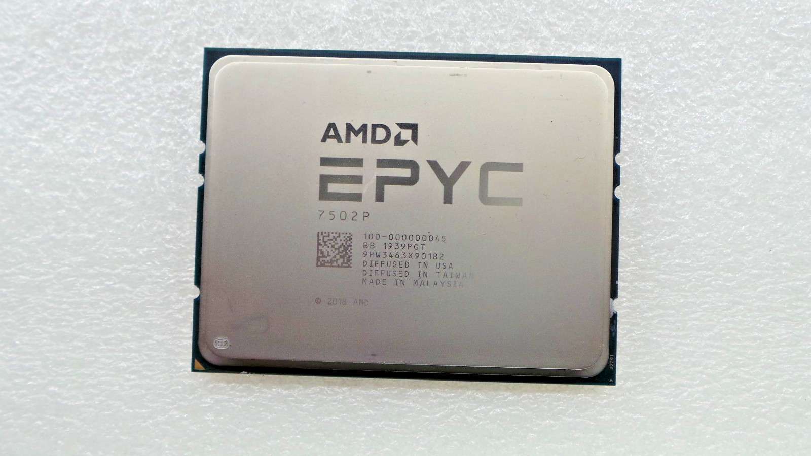 AMD EPYC 7502P 32-Core 2.50GHz 128MB 180W Unlocked Processor 100-000000045