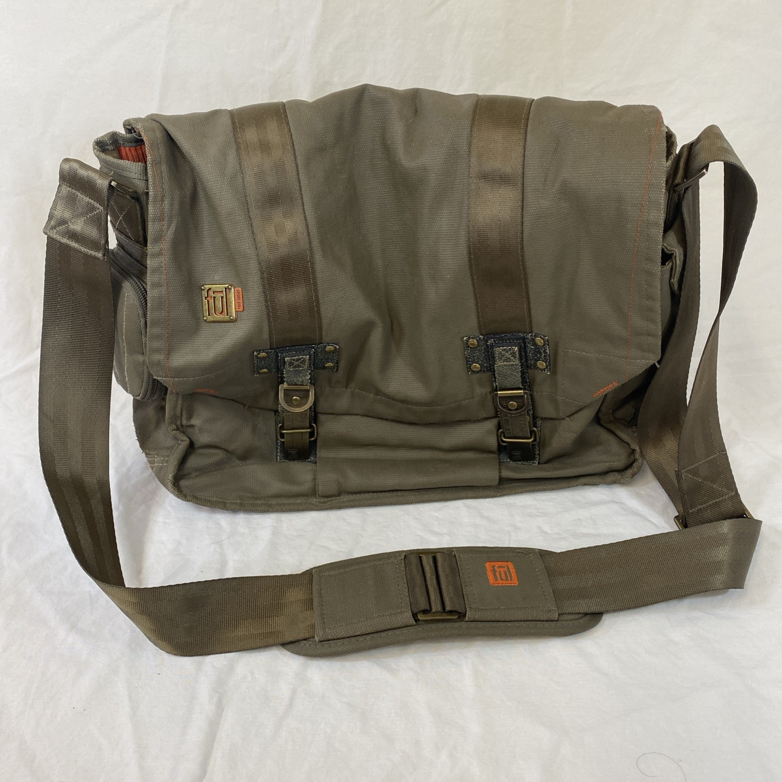 Ful Red Label Ampt Olive Military Padded Canvas Laptop Messenger Commuter Bag